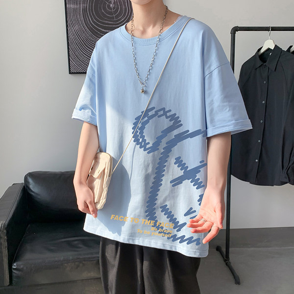 Ανδρικό μπλουζάκι με τύπωμα και οβάλ λαιμόκοψη σε τρία χρώματα