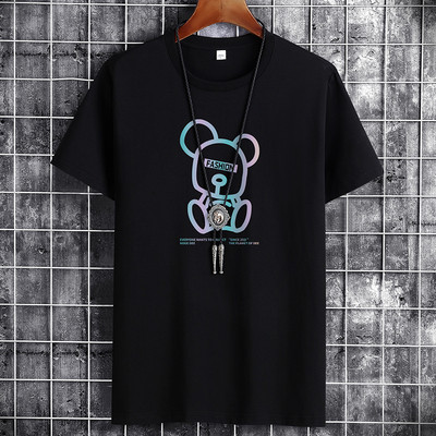 Värviliste aplikatsioonide ja lühikeste varrukatega meeste t-särk