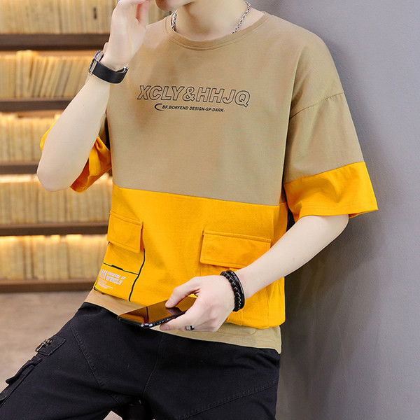 Ανδρικό μπλουζάκι με επιγραφή και τσέπες με 3/4 μανίκια