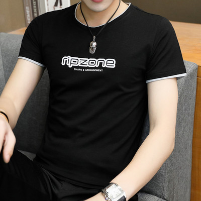 Ανδρικό μπλουζάκι με οβάλ λαιμόκοψη και επιγραφή σε διάφορα χρώματα