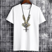 Meeste puuvillane jäneseaplikatsiooniga t-särk