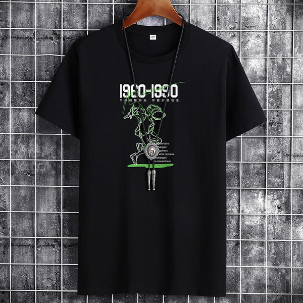 Värvilise aplikatsiooniga meeste t-särk