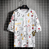 Värviline lühikeste varrukate ja ümara kaelusega meeste T-särk