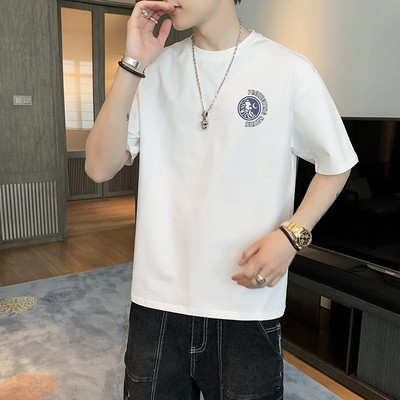 Meeste suvine lühikeste varrukate ja trükiga T-särk