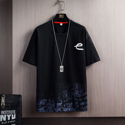 Meeste O-kaelusega ja lühikeste varrukatega T-särk