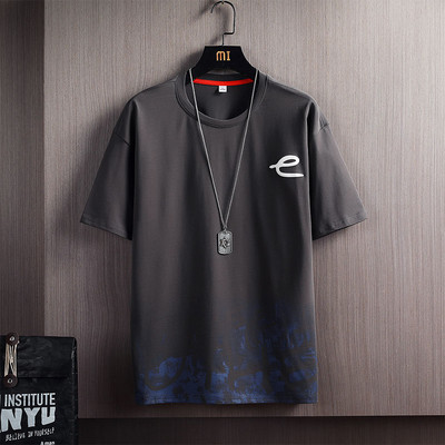 Meeste O-kaelusega ja lühikeste varrukatega T-särk