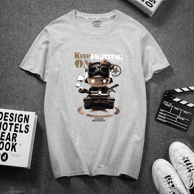 Meeste aplikatsiooni ja pealdisega 3/4 varrukatega T-särk