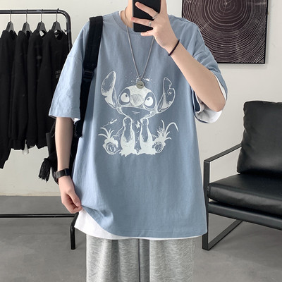 Широка лятна тениска с цветна апликация за мъже