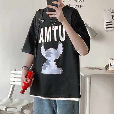 Широка лятна тениска с цветна апликация за мъже