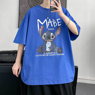 Широка лятна тениска с цветна апликация за мъже