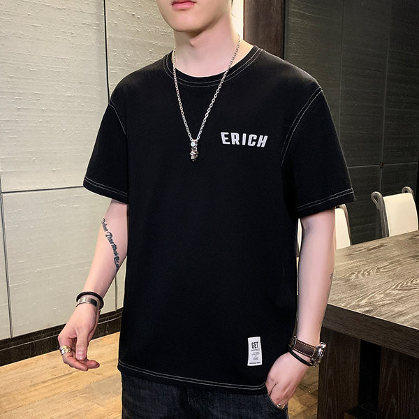 Vabaaja t-särk kirja ja ümara kaelusega