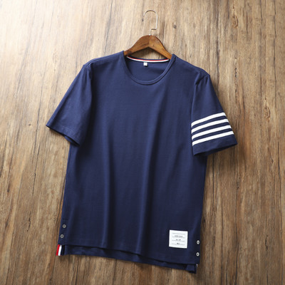 Ümara kaelusega ja lühikeste varrukatega vabaaja meeste T-särk