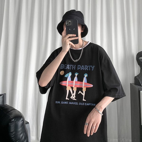 Ljetna široka majica sa šarenim aplikacijama za muškarce