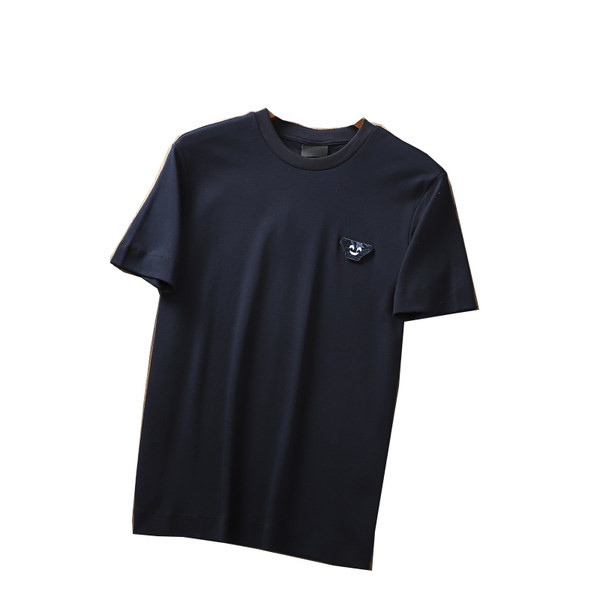 Meeste tikandiga lühikeste varrukatega T-särk