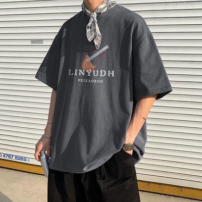 Широка лятна тениска с цветна  апликация  