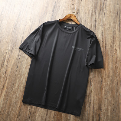 Ανδρικό μπλουζάκι με στρογγυλή λαιμόκοψη