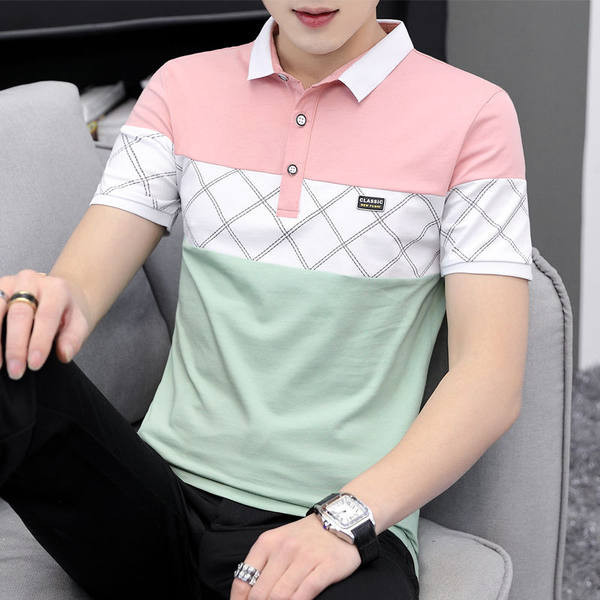 Meeste nööpide ja kirjaga T-särk