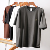 Meeste lõvitikandi ja ümara kaelusega T-särk