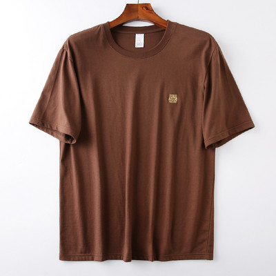 Meeste lõvitikandi ja ümara kaelusega T-särk