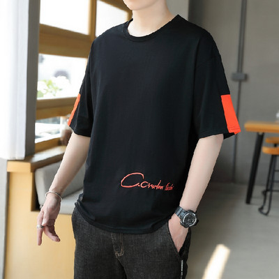 Meeste lai O-kaelusega T-särgi mudel