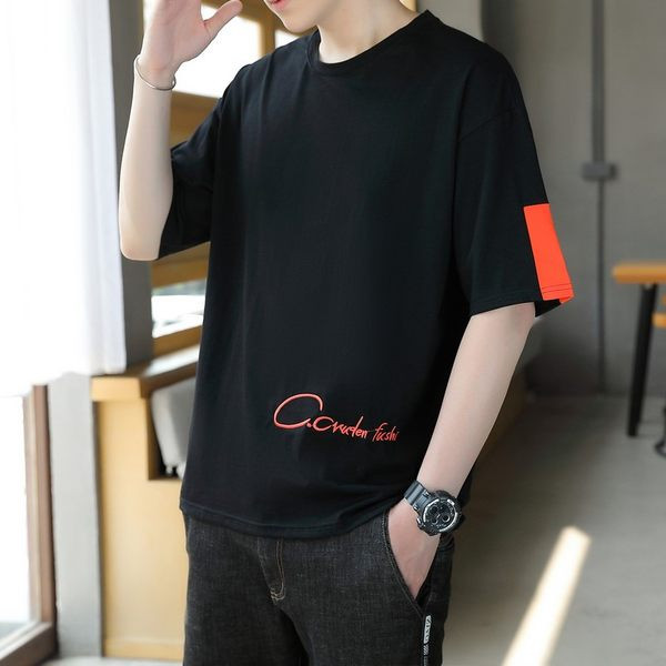 Meeste lai O-kaelusega T-särgi mudel