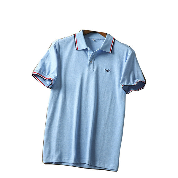 Klassikalise krae ja tikandiga meeste T-särk - sinine värv