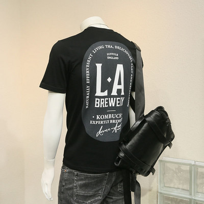 Meeste t-särk kirja ja ovaalse kaelusega -3/4 varrukatega