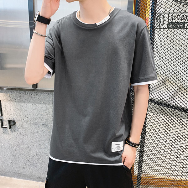 Meeste puuvillane embleemiga T-särk