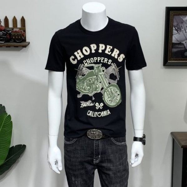 Uue mudeli värvilise aplikatsiooni ja 3/4 varrukatega T-särk