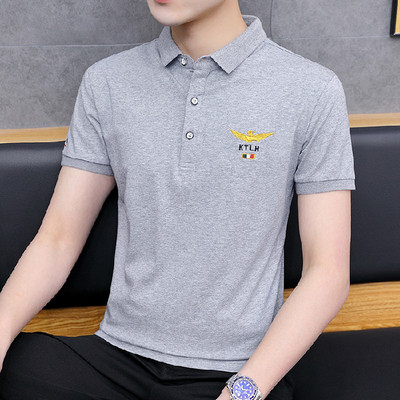 Ανδρικό μπλουζάκι με κεντήματα και κουμπιά