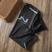 Sport - igapäevane meeste T-särk, millel on pealdisrakendus