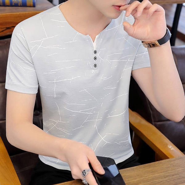 Meeste vabaaja lühikeste varrukate ja V-kaelusega T-särk