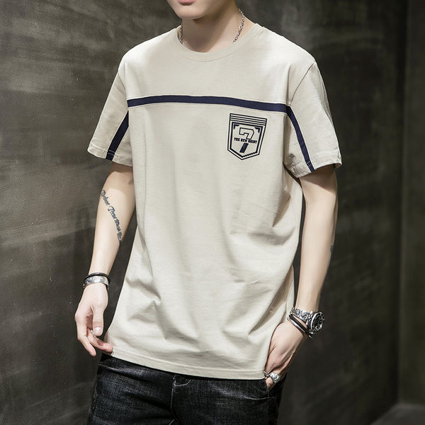 Ανδρικό μπλουζάκι με φαρδιά λαιμόκοψη και κοντά μανίκια