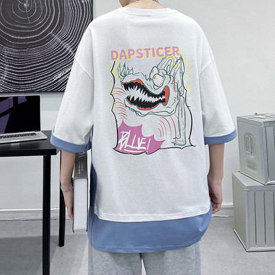 Καλοκαιρινό μπλουζάκι με φαρδύ περικοπή και απλικέ στο πίσω μέρος