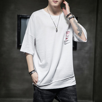 Meeste lai T-särk väljalõigatud osade ja 3/4 varrukatega