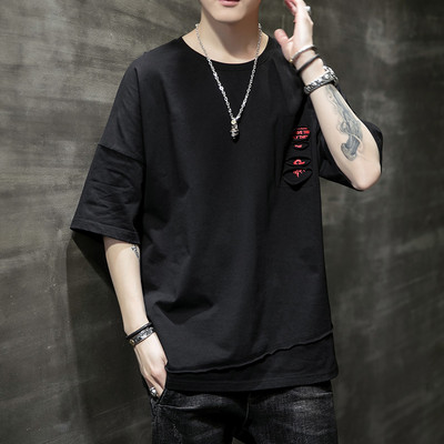 Meeste lai T-särk väljalõigatud osade ja 3/4 varrukatega