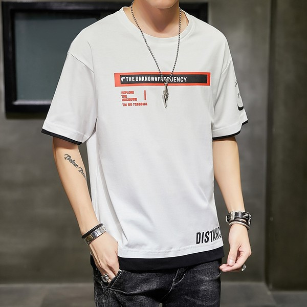 Casual meeste T-särk trükise ja ümara kaelusega – lai mudel