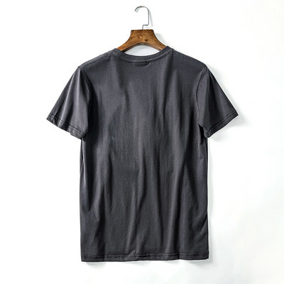 Ανδρικό μπλουζάκι με τλυπωμα και κοντά μανίκια