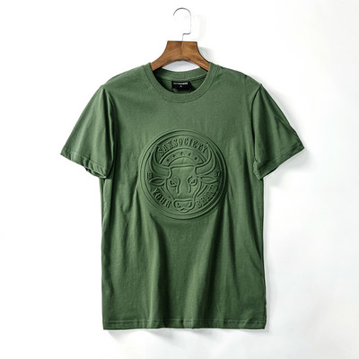 Ανδρικό μπλουζάκι με τλυπωμα και κοντά μανίκια