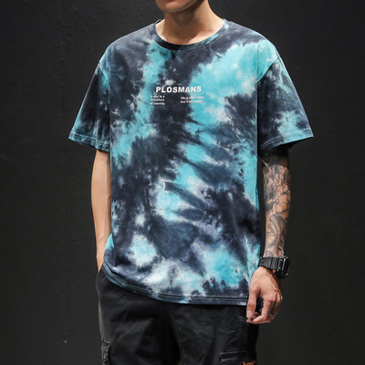 Muška majica s preljevnim bojama i natpisom