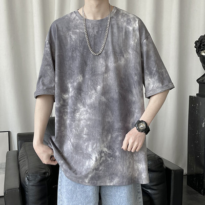 Suvine sillerdavates toonides meeste T-särk