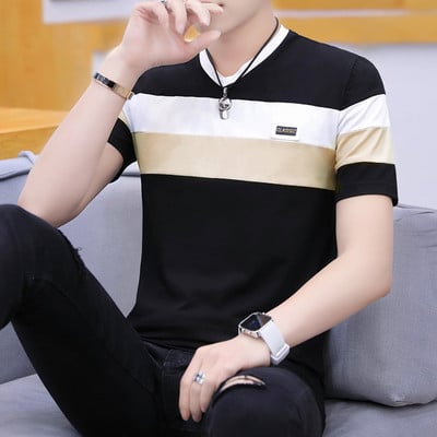 Lühikeste varrukate ja spitsikaelusega vabaaja meeste T-särk