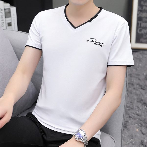 Lühikeste varrukate ja spitsikaelusega vabaaja meeste T-särk