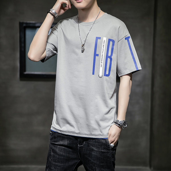 Vaba suvine teksti ja lühikeste varrukatega T-särk