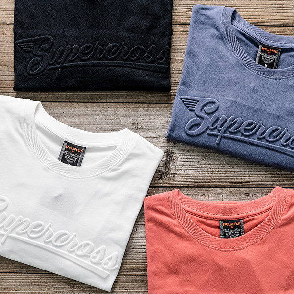 Meeste T-särk kirjaga ja lühikeste varrukatega - nelja värvi