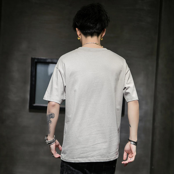 Meeste vabaaja t-särk tikitud tekstiga