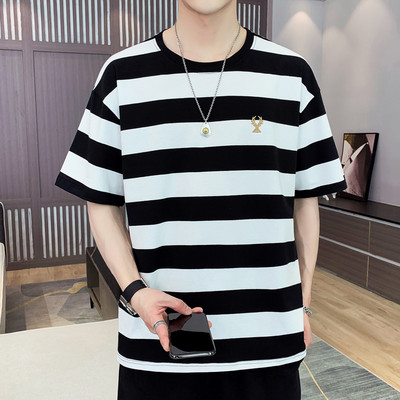 Ανδρικό μπλουζάκι ριγέ νέου μοντέλου με στρογγυλή λαιμόκοψη