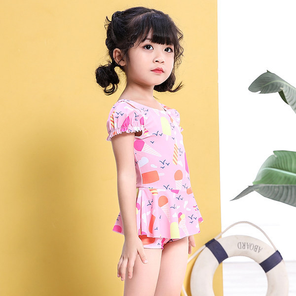 Moodne kaheosaline laste ujumistrikoo tüdrukutele