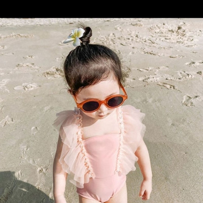 Laste täisujumistrikoo tülli ja pärlitega