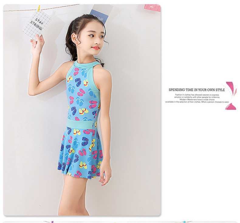 Uue mudeli täis ujumistrikoo tüdrukutele